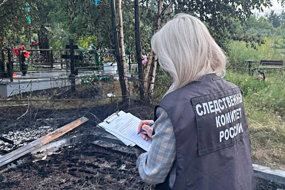 В Канске неизвестные уничтожили захоронение участника СВО