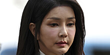Первая леди Южной Кореи загадочно исчезла из публичной жизни