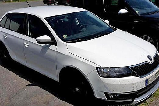 «Вседорожный» Skoda Rapid сфотографировали без камуфляжа