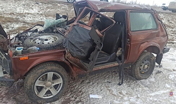 Под Волгоградом в ДТП пострадал 63-летний водитель «Нивы»