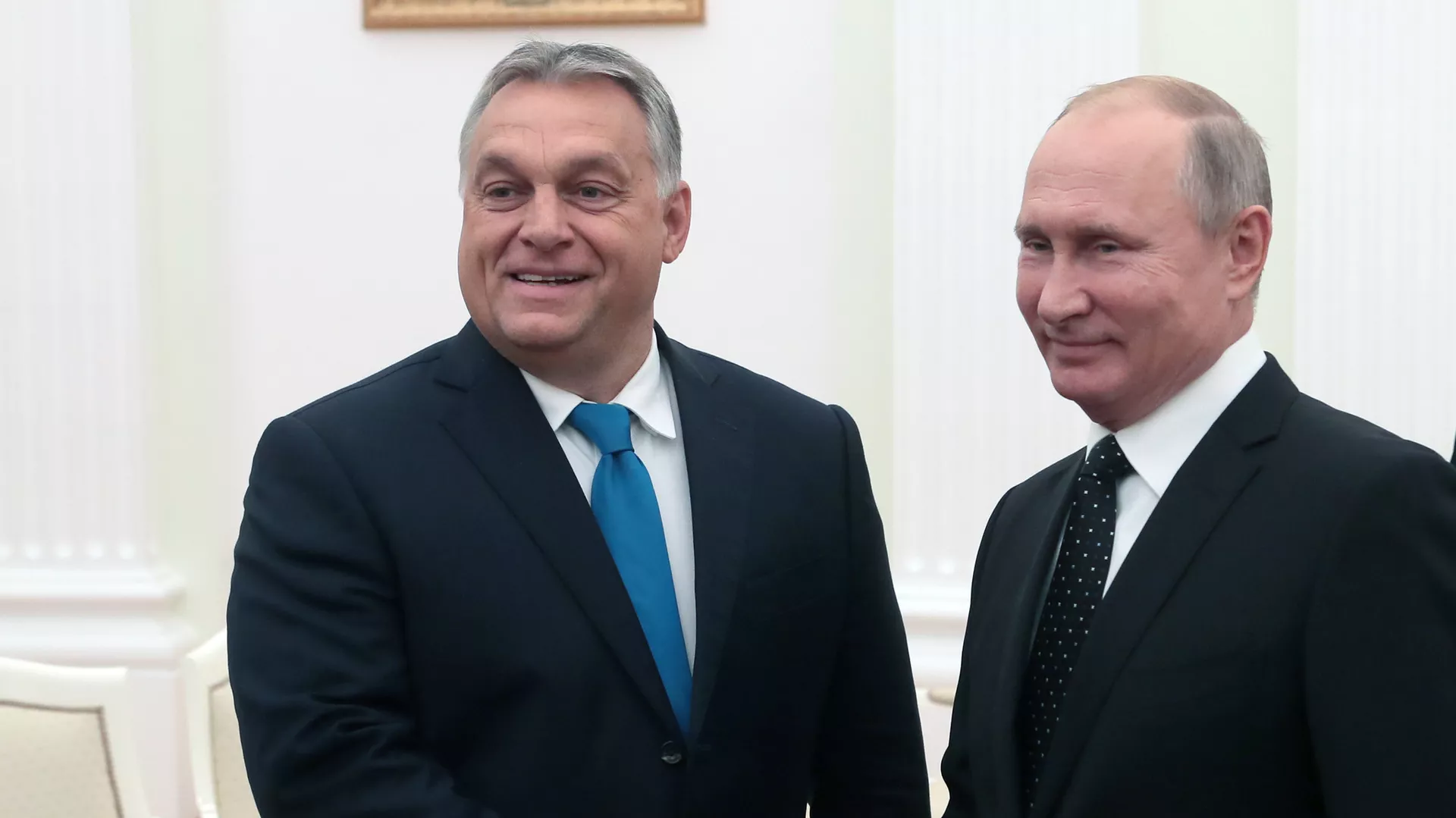 El País: встреча Путина и Орбана усилила раскол внутри Евросоюза