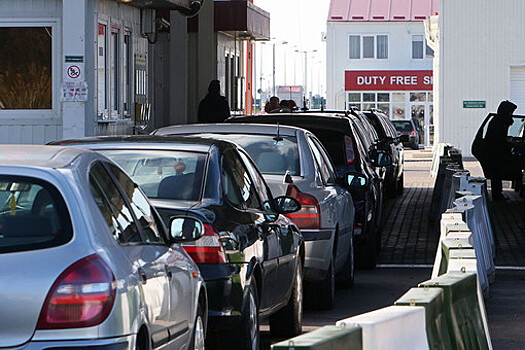 Сканер на российской таможне выявил 146 кг финского сыра и масла в конструкции машины