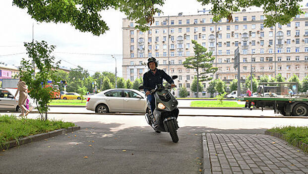 С ветерком: как инженер на байке следит за лифтовым хозяйством Москвы