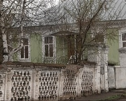 В Бирске снесли часть памятника архитектуры, за который активисты боролись около года