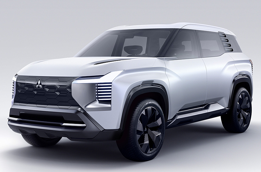 Mitsubishi DST. Японцы представили на Филиппинах предвестника грядущего трёхрядного вседорожника, который доберётся до стран АСЕАН в этом году.