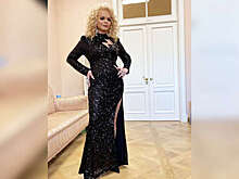 Лариса Долина объяснила свое одиночество тем, что рядом нет сильного мужчины