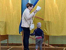 Герой Украины, учитель и журналист: Мажоритарщики от «Слуги народа» в Житомирской области