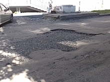 В Кургане второй год пытаются отремонтировать центральную улицу