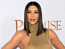 Парикмахеры назвали три визуально старящие прически