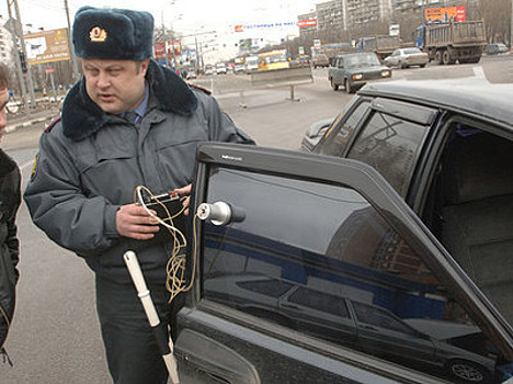 В России продолжаются массовые аресты за тонировку