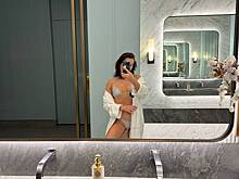 Ида Галич показала фигуру в бикини