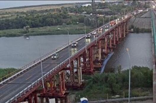 В Ростовской области открыли движение по временному мосту через Северский Донец