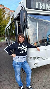 В Красноярске водительница автобуса помогла девочке, которой стало плохо