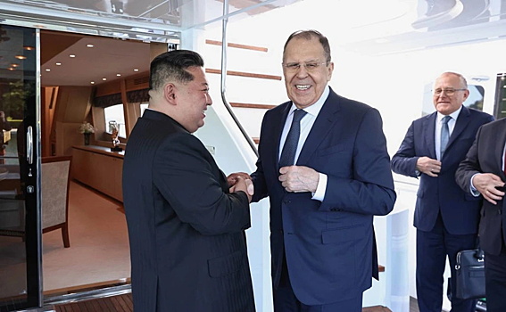 Сергей Лавров встретился в Вонсане с Ким Чен Ыном