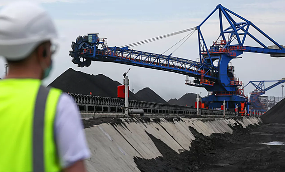 Полное эмбарго на российский уголь вступило в силу: что ждет Европу