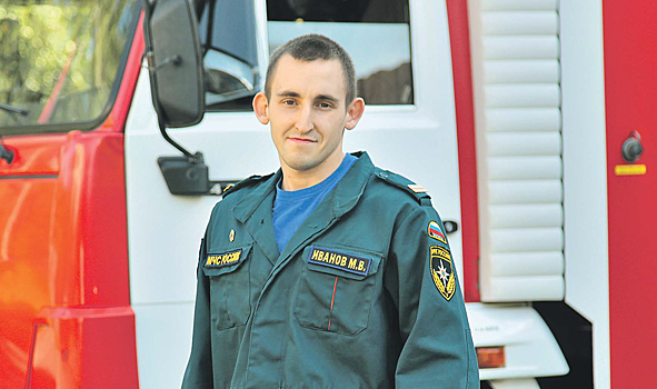 Пожарный из СЗАО в свой выходной спас тонущую москвичку