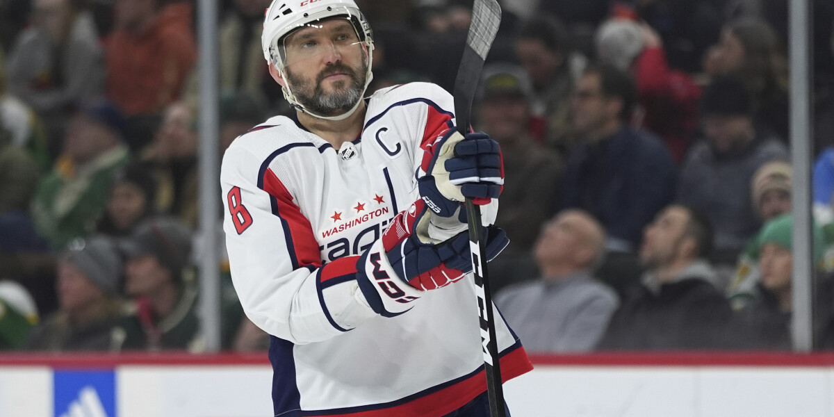 1000 матчей в нхл. гретцки овечкин таблица. статистика овечкина в нхл. овечкин сколько голов на сегодня. овечкин таблица.