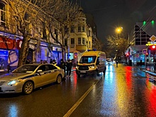 В Астрахани автомобиль сбил трех пешеходов на "зебре"