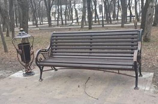 Мэрия Ессентуков назвала мифом пост депутата думы СК о старых скамейках
