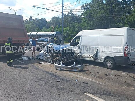 Движение по шоссе Энтузиастов затруднено после ДТП