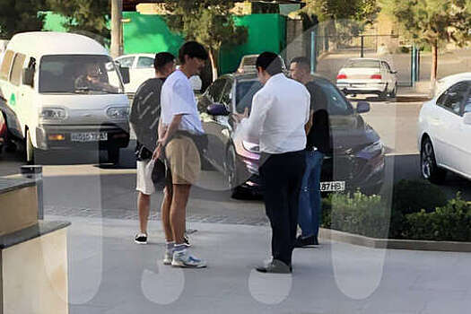 Александра Гудкова заметили в Узбекистане