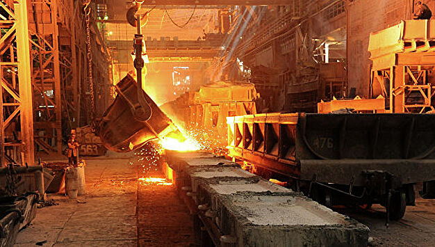 Рабочие челябинского завода добились повышения зарплат