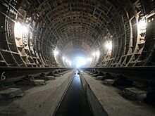 4 станции "красной" линии метро закрыли в Москве