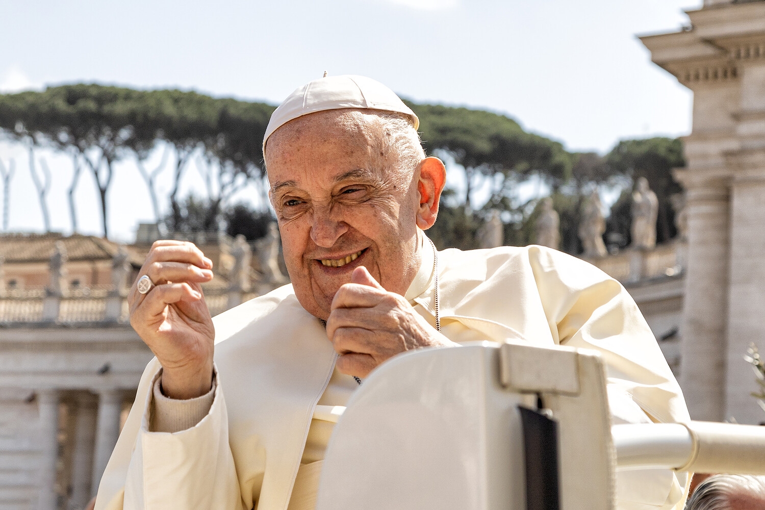 Папа Римский поблагодарил россиян за подарок и молитвы