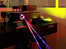 Томские ученые создали первый в мире белый лазер непрерывного спектра