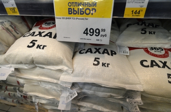 Россия планирует увеличить квоту на сахар для Казахстана