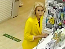 Подозреваемую в краже блондинку разыскивает полиция Новосибирска