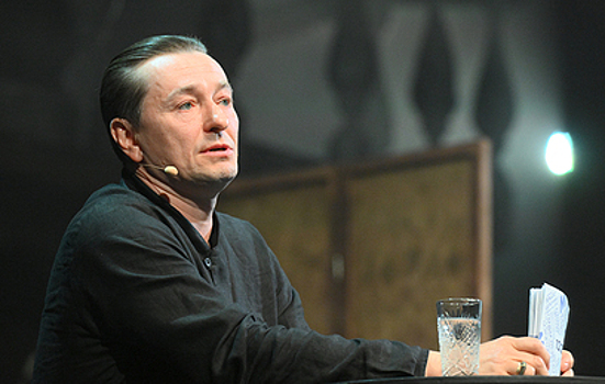 Певцов странно высказался в адрес Безрукова: "Либо ты служишь искусству, либо ты начинаешь работать на себя любимого"