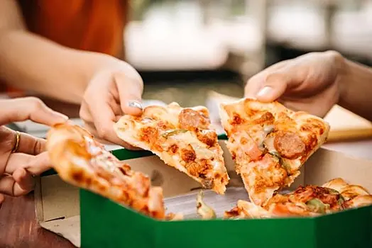 Опасная вкуснятина: 7 продуктов, которыми лучше не злоупотреблять