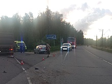 В Подмосковье самосвал раздавил машину, погибли двое взрослых и младенец