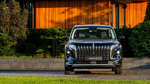 Объявлена стоимость внедорожника Hongqi HS7 в России