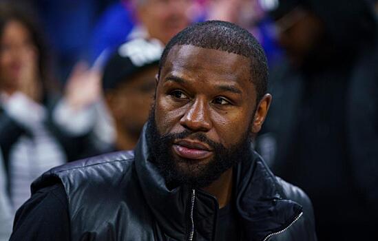 Боксер Мэйуэзер анонсировал реванш с Макгрегором в 2023 году