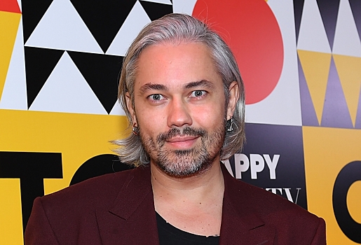 Рогов показал лицо после пластики