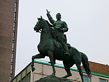 В Киеве предлагают снести памятник Щорсу, оставив только «хорошего» коня