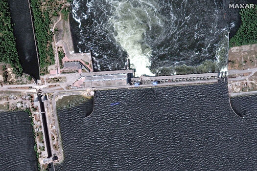 В России создадут комиссию по ликвидации последствий разрушения Каховской ГЭС