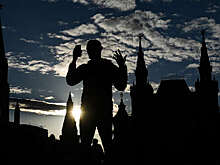 Журналист Le Figaro: "искусство находчивости" россиян помогает обходить санкции Запада