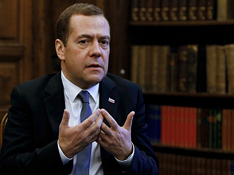 Медведев ответил на публикации против него