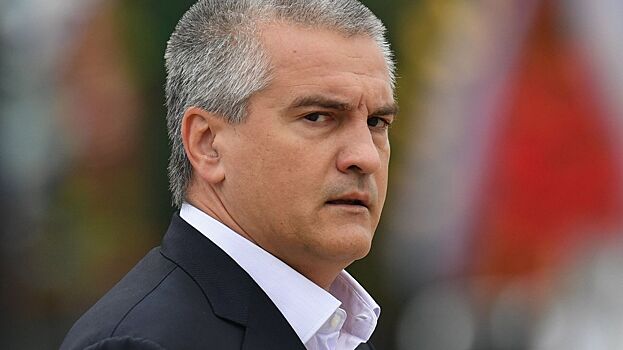 Аксенов прокомментировал сход вагонов с зерном с рельсов в Крыму