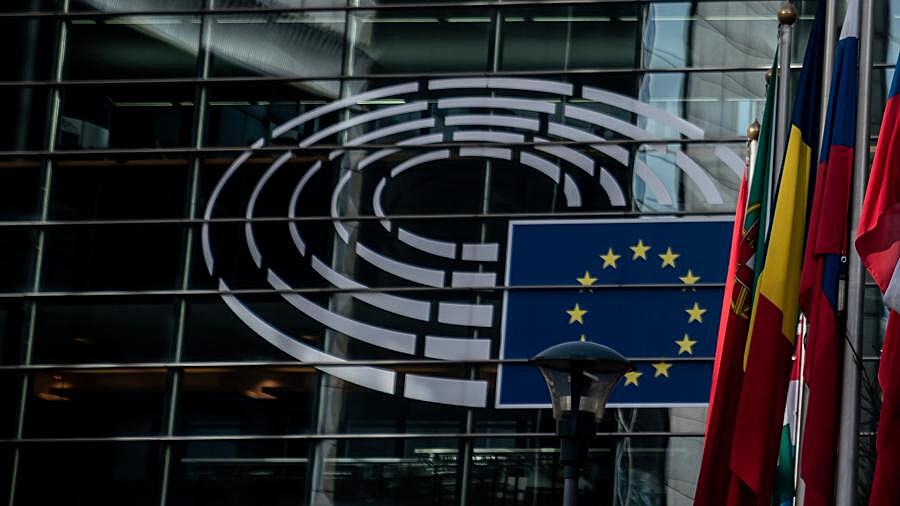 В Европарламенте заявили об обогащении России из-за санкций ЕС