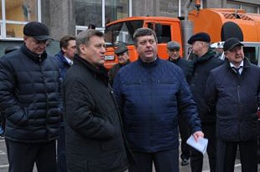 Работу городских коммунальщиков во время снегопада оценил мэр Новосибирска