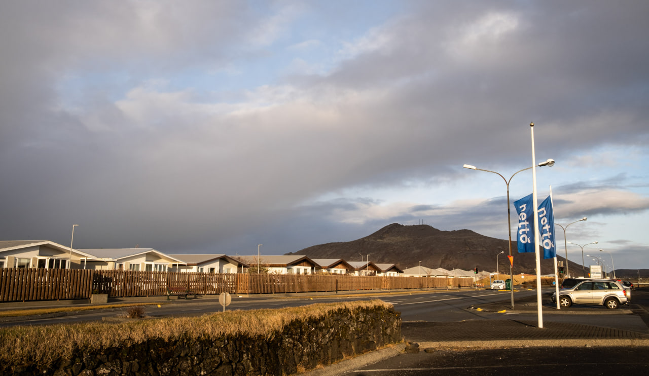 В Исландии эвакуировали город после извержения вулкана
