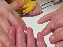 Лариса Гузеева поделилась трогательным фото с внучкой: «Слава Богу за всё»