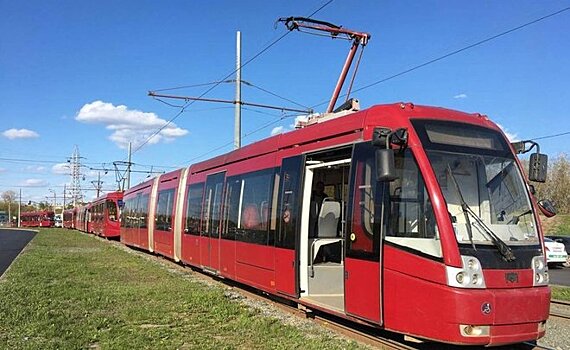 Следком возбудил уголовное дело после столкновения двух трамваев в Казани