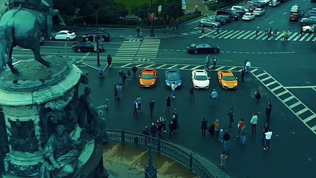 В Петербурге за восемь месяцев купили более 84 тыс. новых автомашин