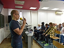 Бречалов открыл образовательный модуль для руководителей муниципалитетов