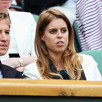 Крещение сына принцессы Евгении отменили